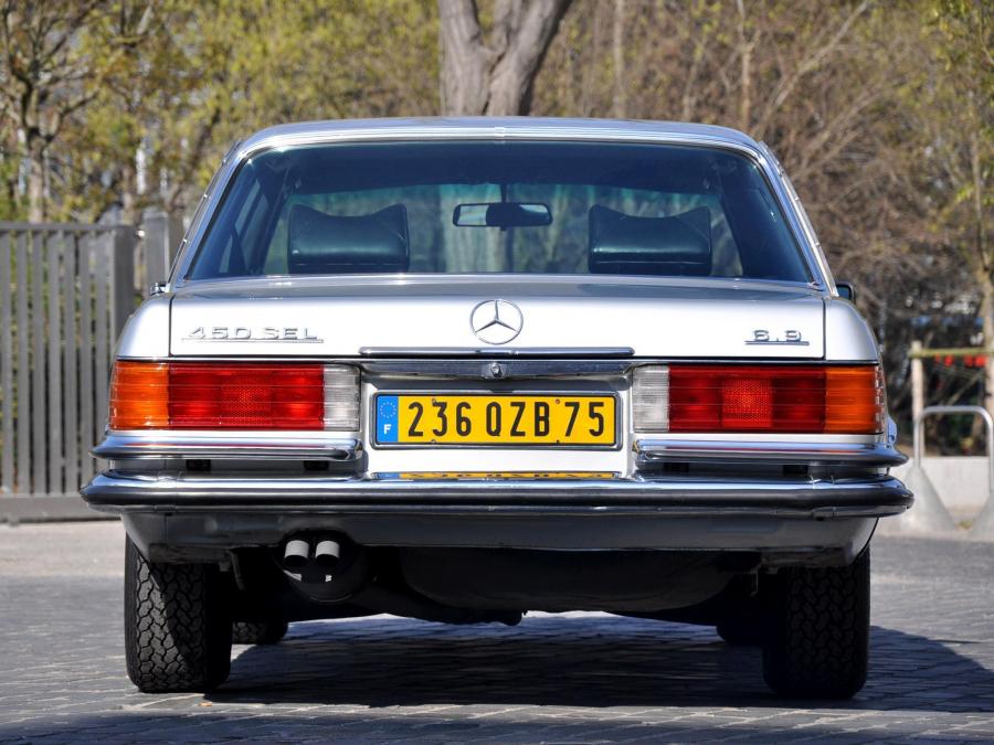  Mercedes-Benz 450 SEL 6.9 (W116) 1975 года  (фото 23 из 27)